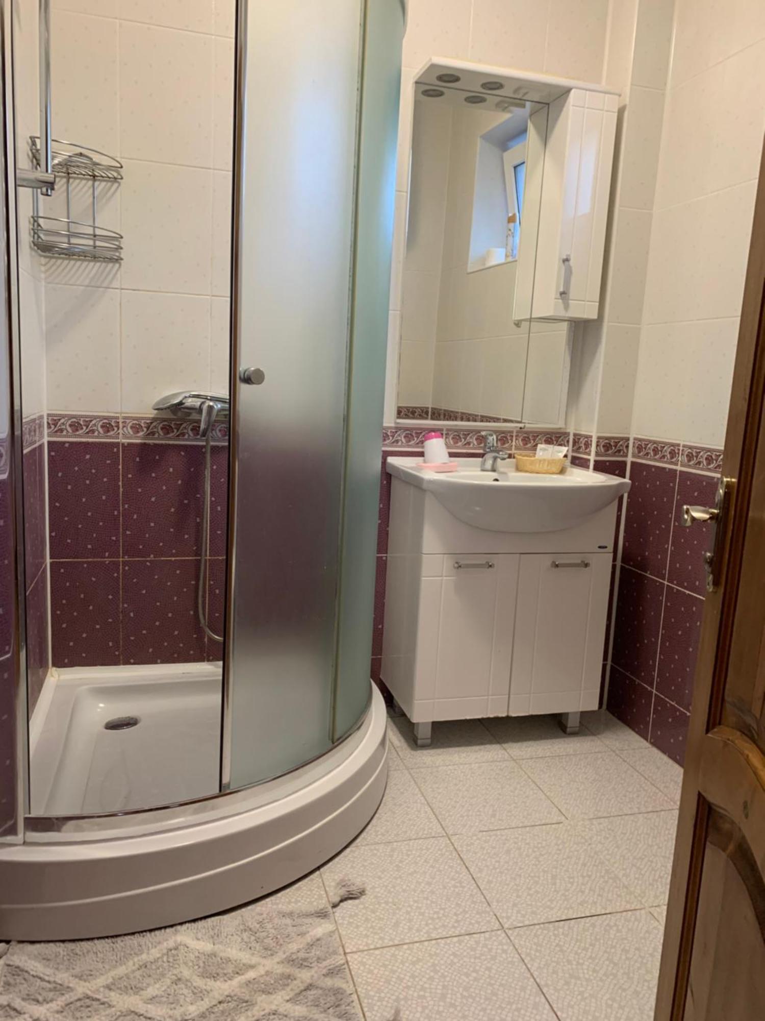Dereviy Villa Jaremtsje Buitenkant foto