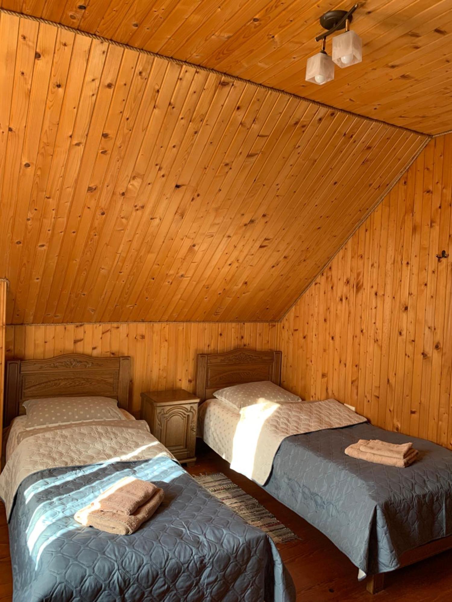 Dereviy Villa Jaremtsje Buitenkant foto