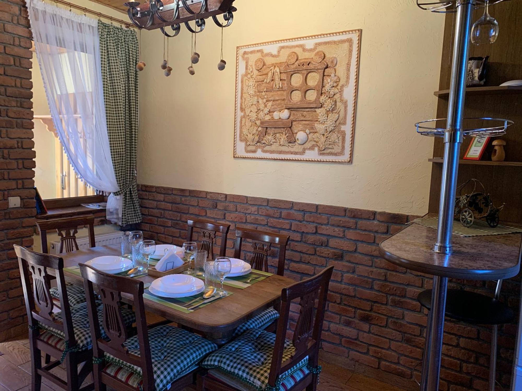 Dereviy Villa Jaremtsje Buitenkant foto