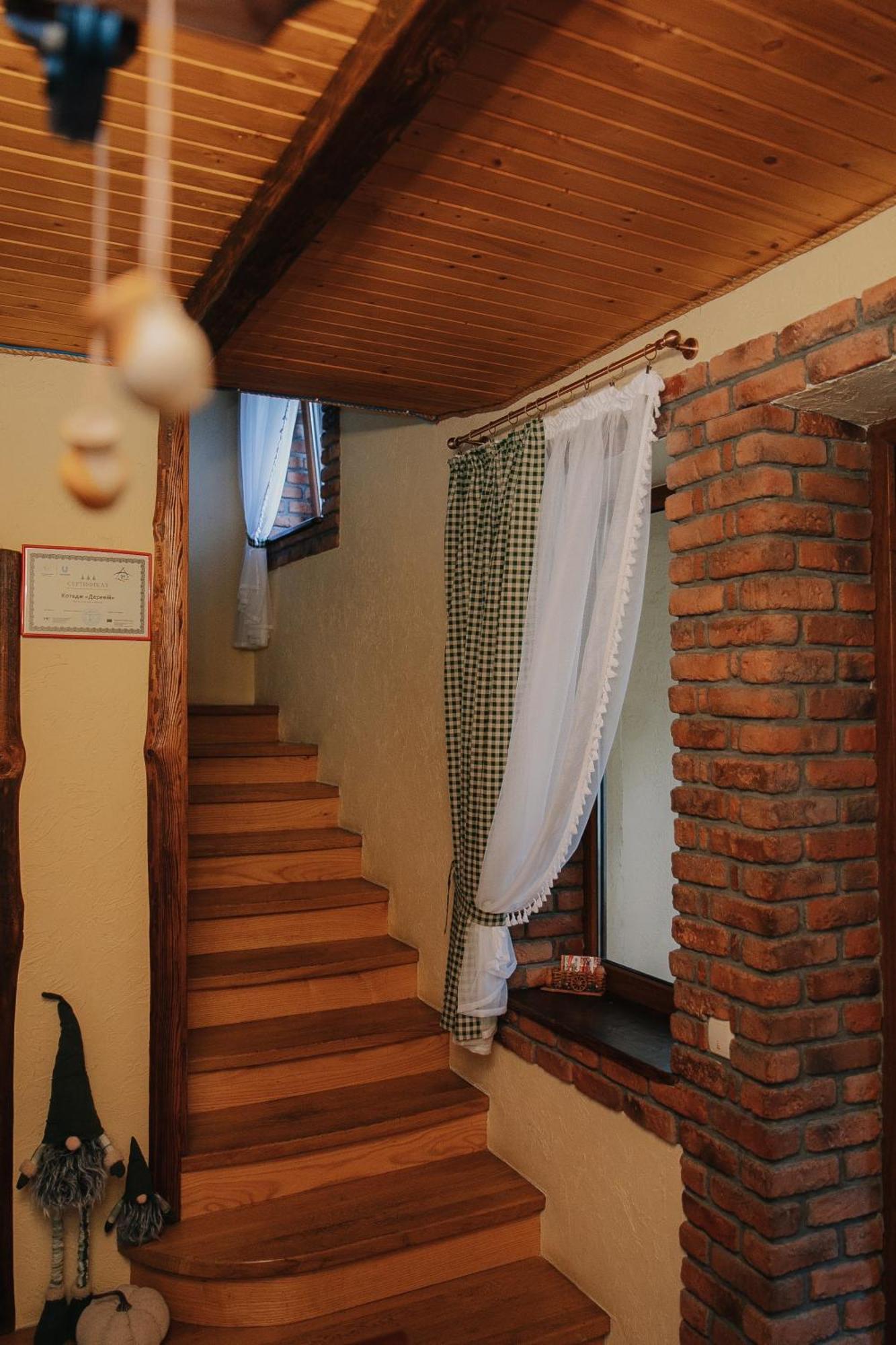 Dereviy Villa Jaremtsje Buitenkant foto