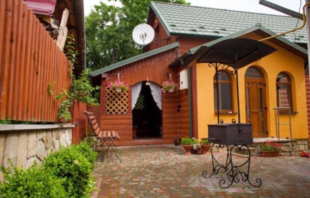 Dereviy Villa Jaremtsje Buitenkant foto
